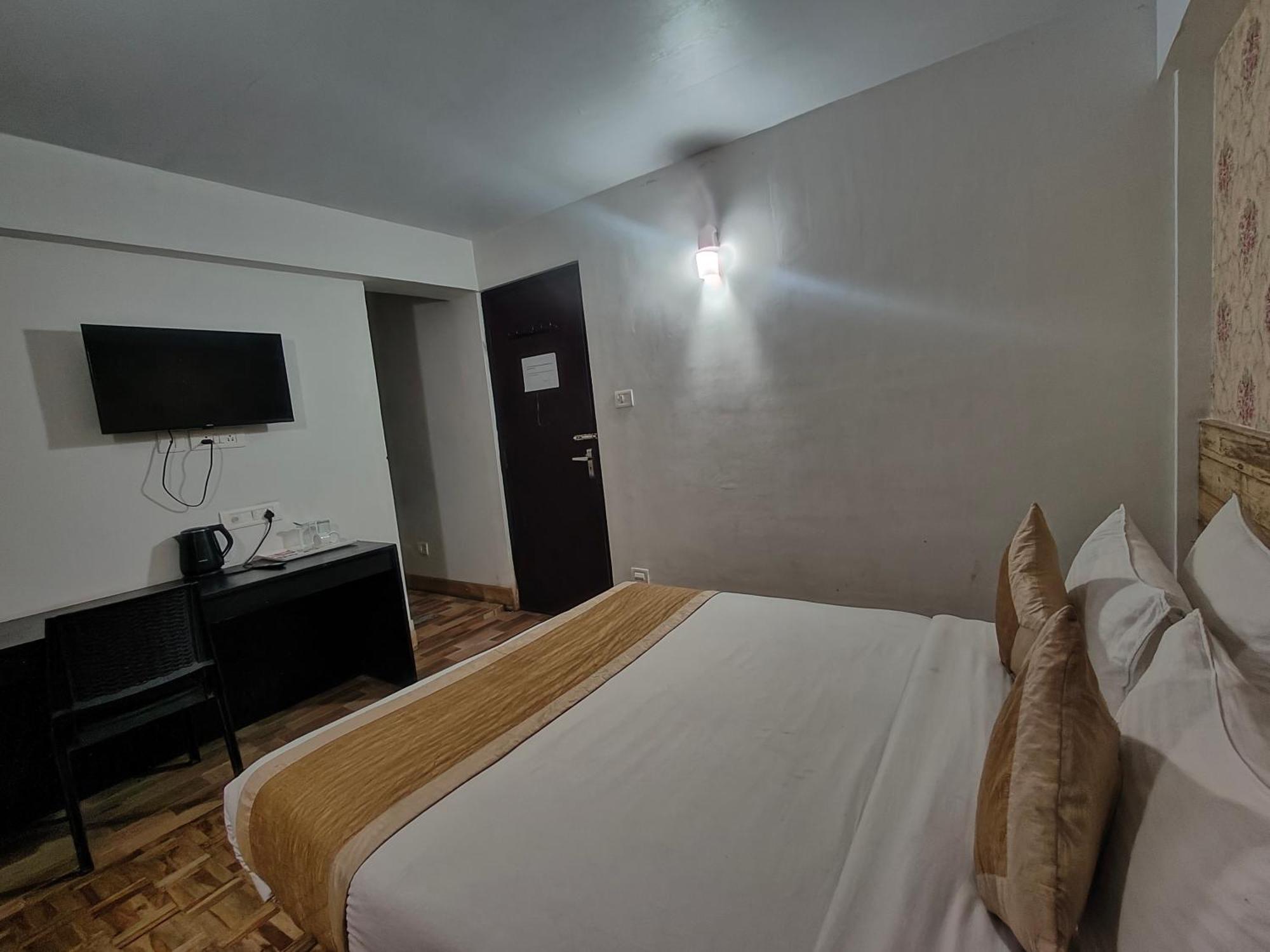Cherrywood Suites & Spa By Easygorooms Darjeeling  Dış mekan fotoğraf