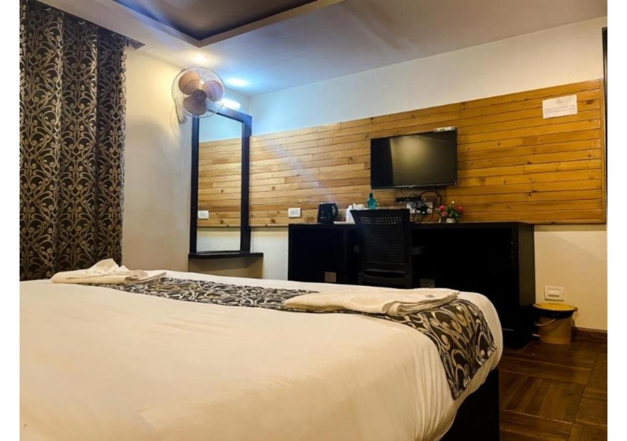 Cherrywood Suites & Spa By Easygorooms Darjeeling  Dış mekan fotoğraf